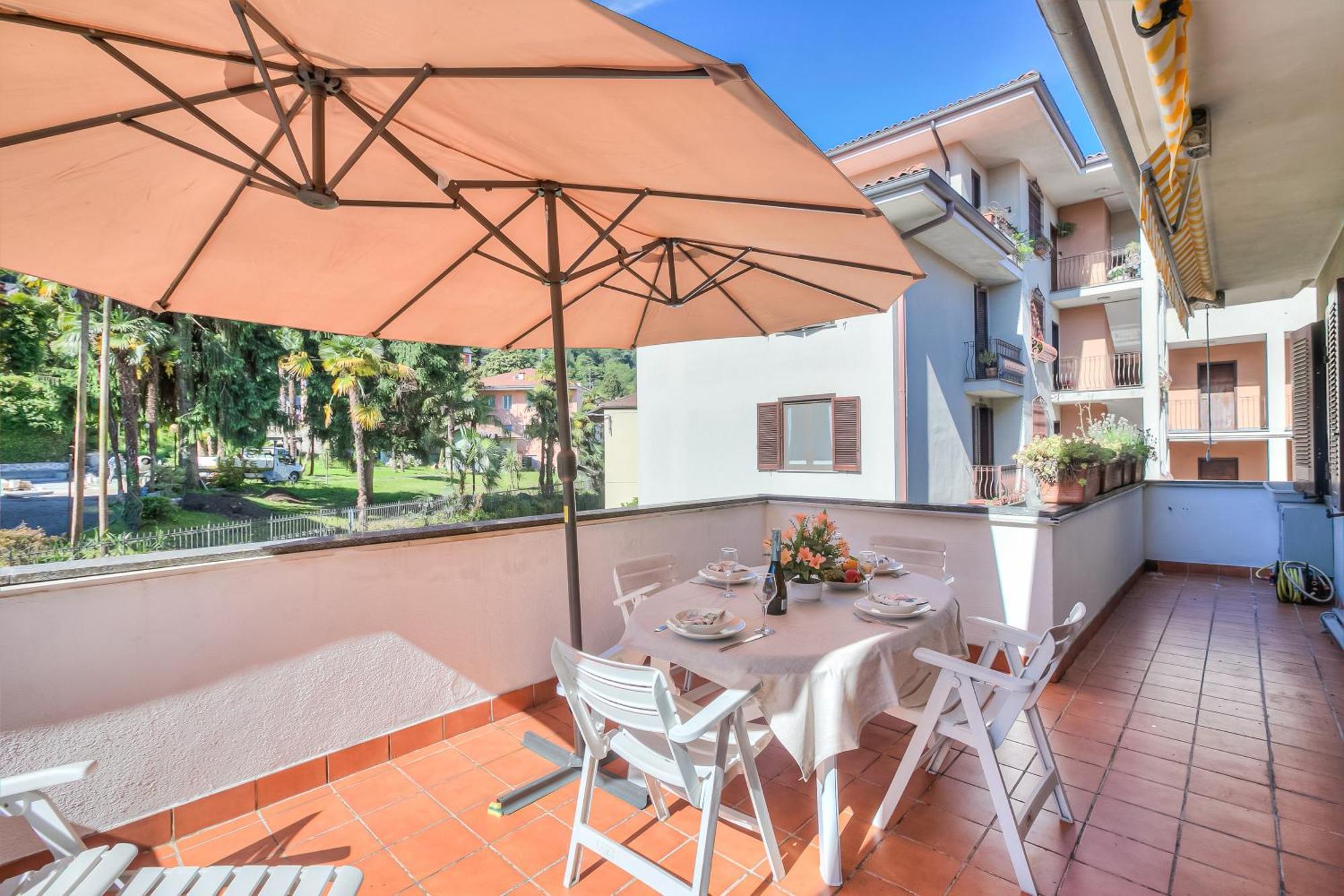 Appartamento Gaya Stresa Center - Happy Rentals Экстерьер фото